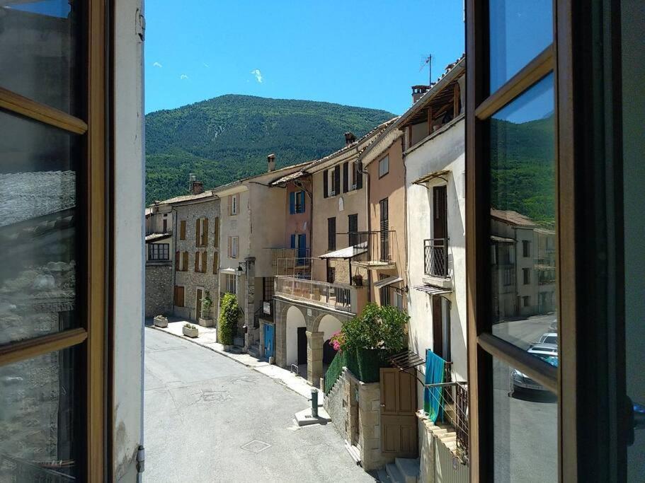 Des Lucioles Apartment